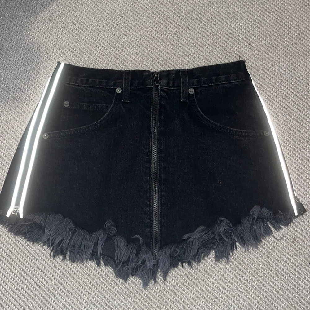 Carmar size 25 black mini skirt